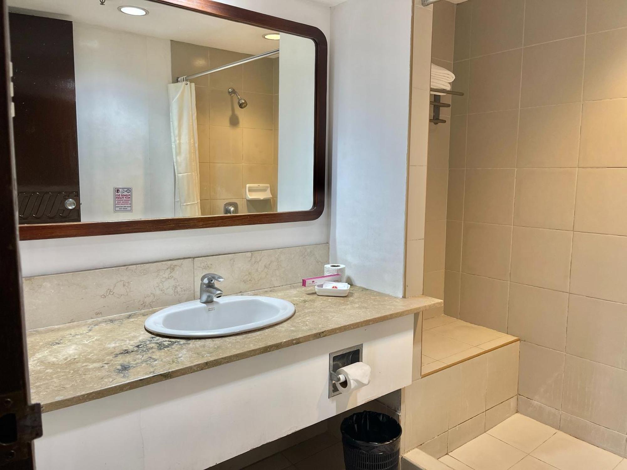 The Vip Hotel Cagayan de Oro Zewnętrze zdjęcie